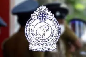 නිවසේ තනිව සිටි කාන්තාවකගේ සිරුර ගමන් බෑගයක් තුළ